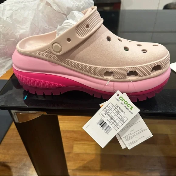 CROCS Mega Crush Matte Clog in Pink - Picture 2 of 5